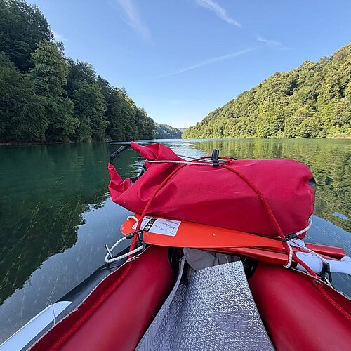 Unser Lernender Zeichner Nils ist gemeinsam mit seinem Vater auf dem Rhein unterwegs - von Flaach bis nach Nijmegen....